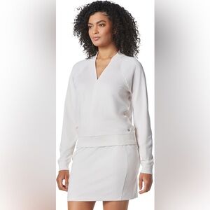 Andrew Marc Women's Rib Collar small V-Neck Raglan Pullover Alabaster